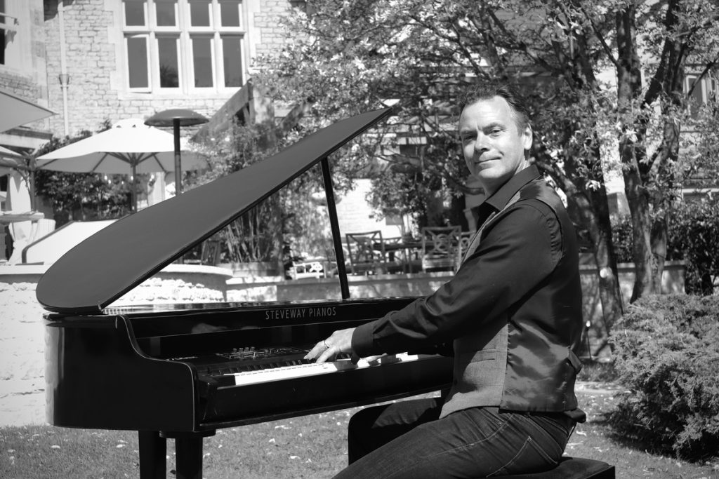 Matt Collins Pianist For Hire