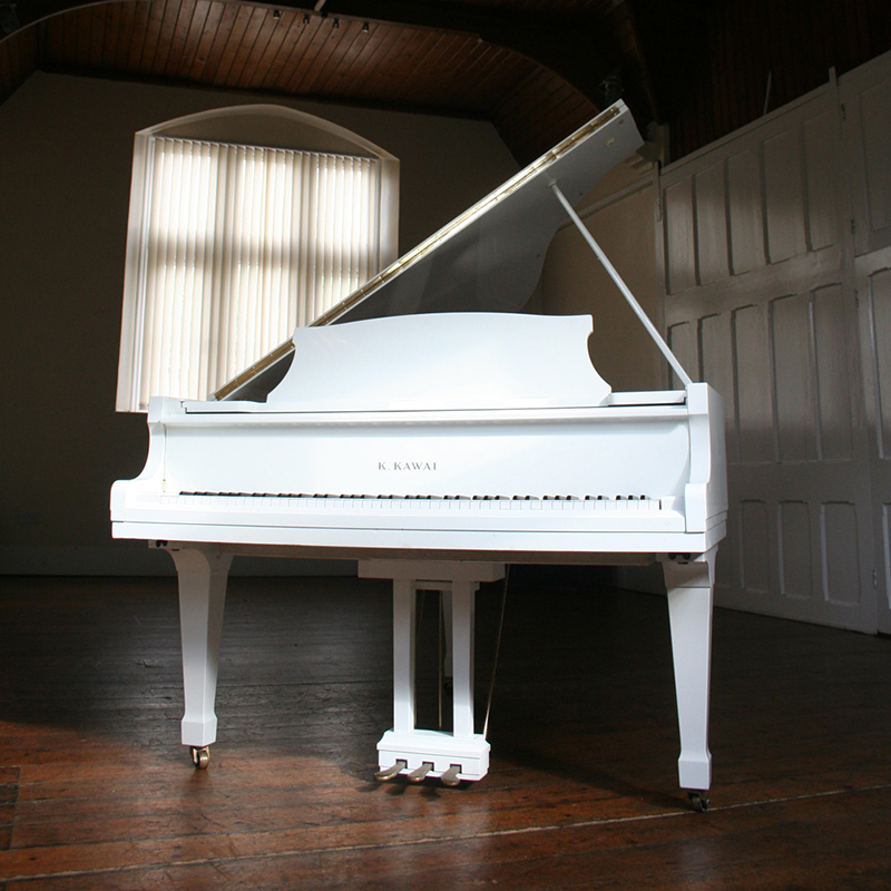 Yamaha C7 White Grand Piano for hire