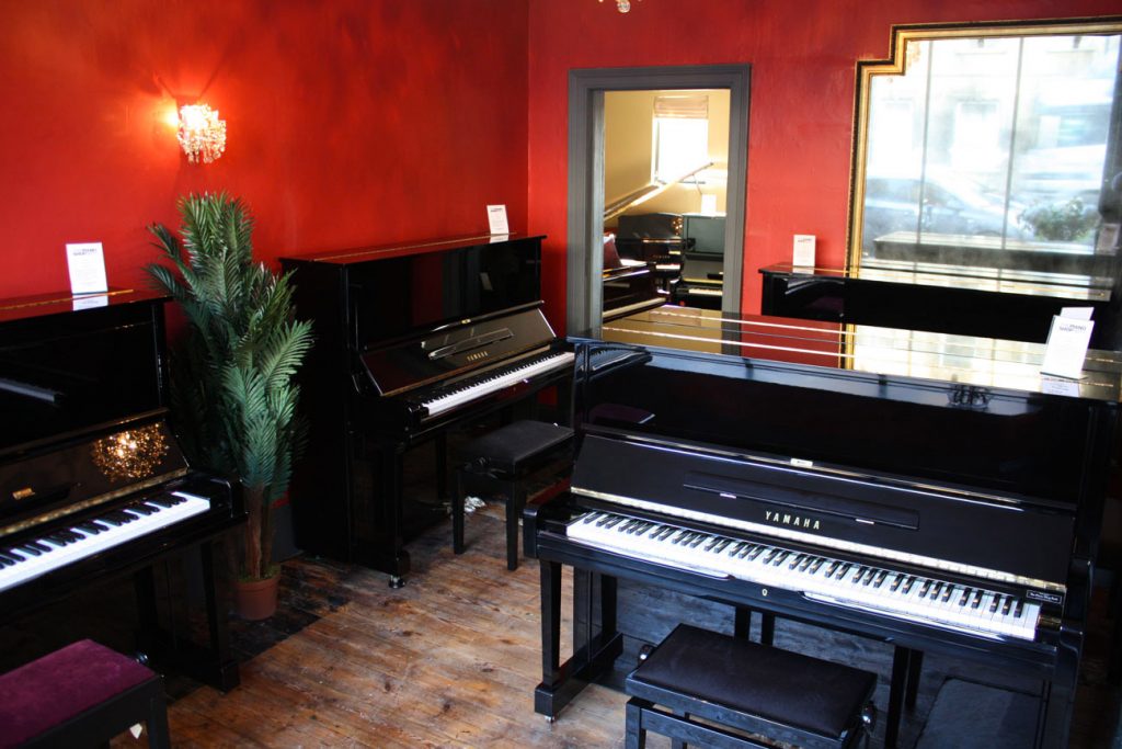 The Yamaha Piano Room at The Piano Sho pBath
