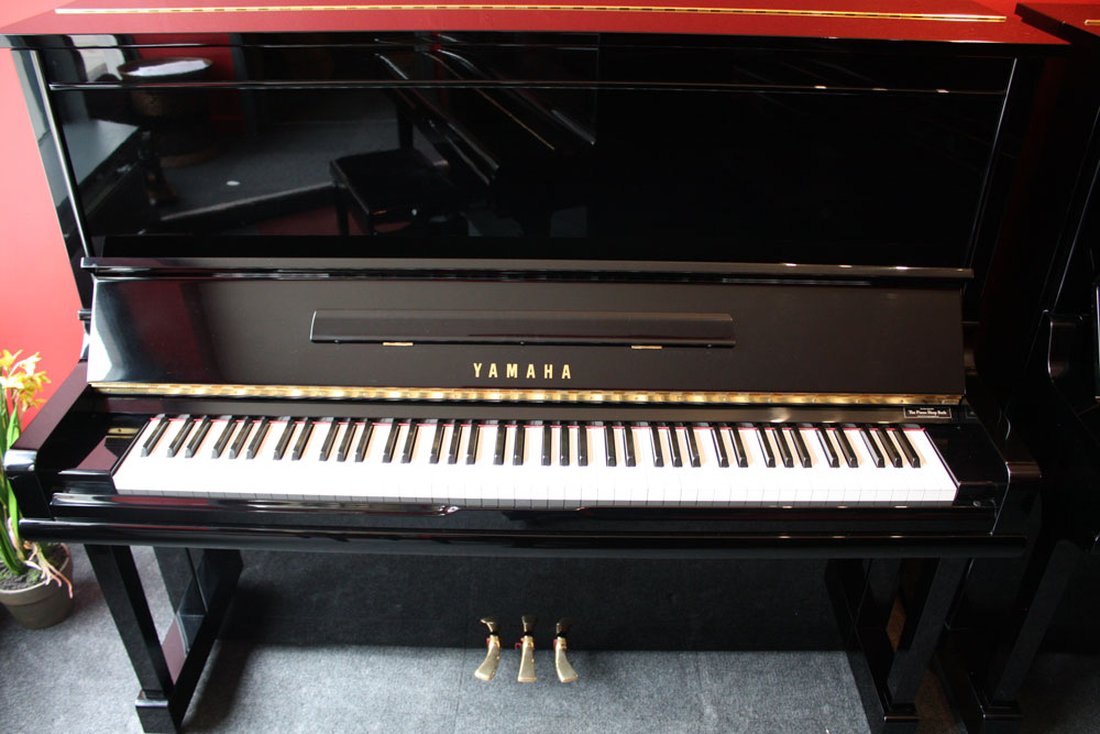 Yamaha U3 Upright Piano, 1992 Model