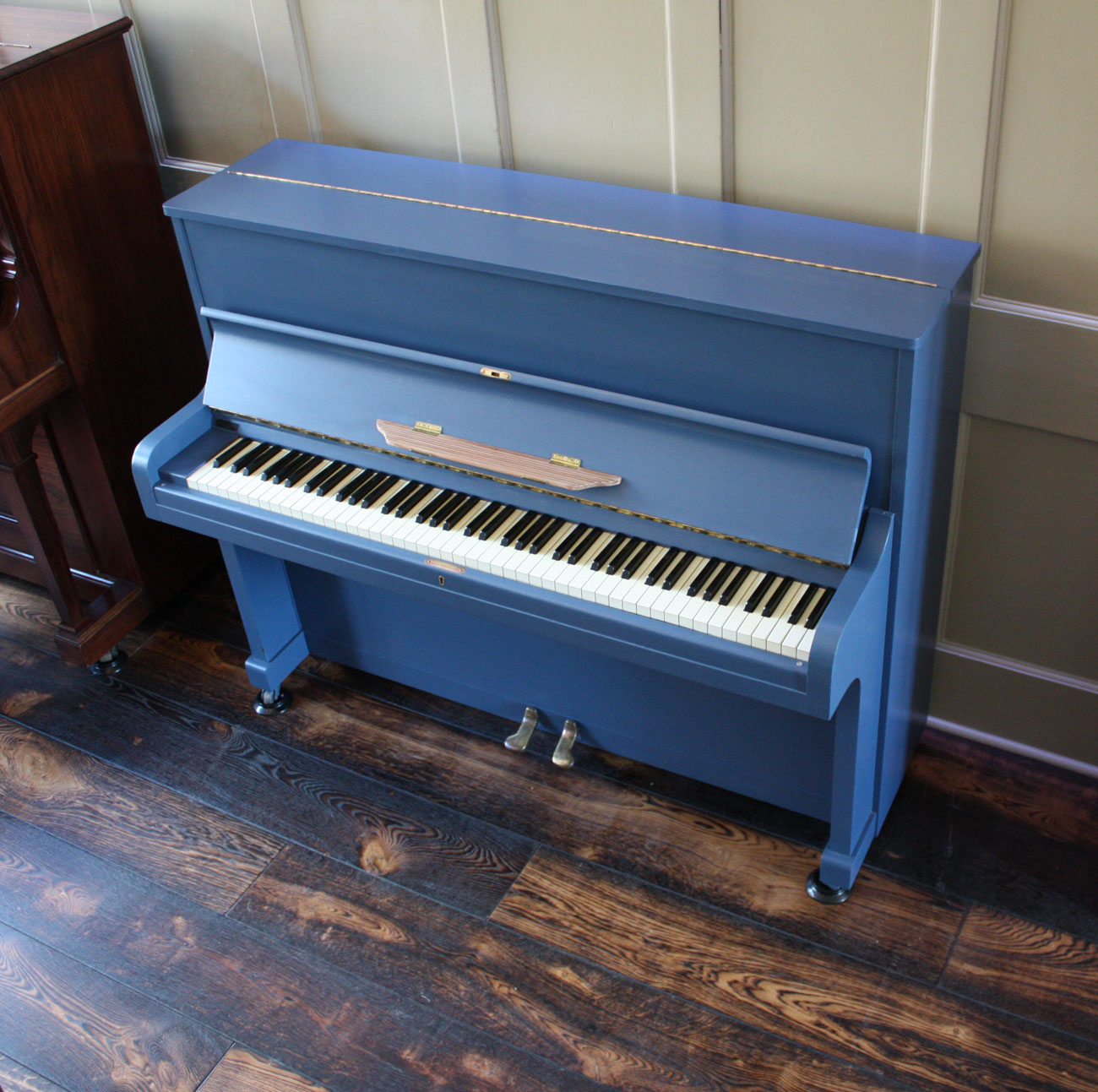 Review of John Broadwood painted piano at The Piano Shop Bath The