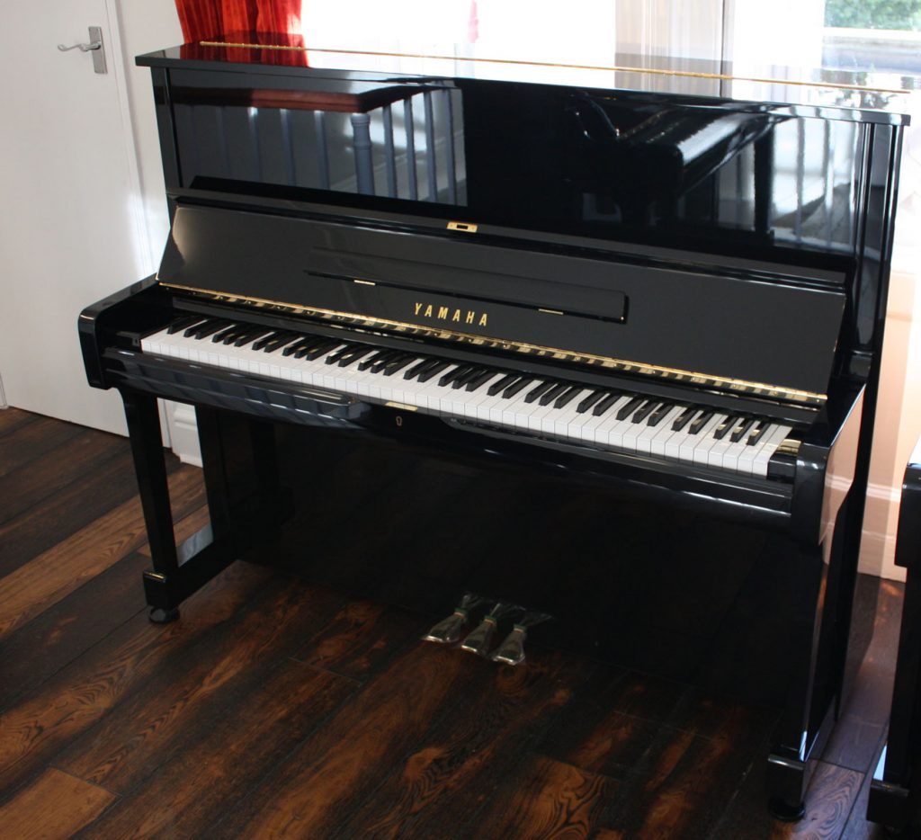 Yamaha shop wooden piano