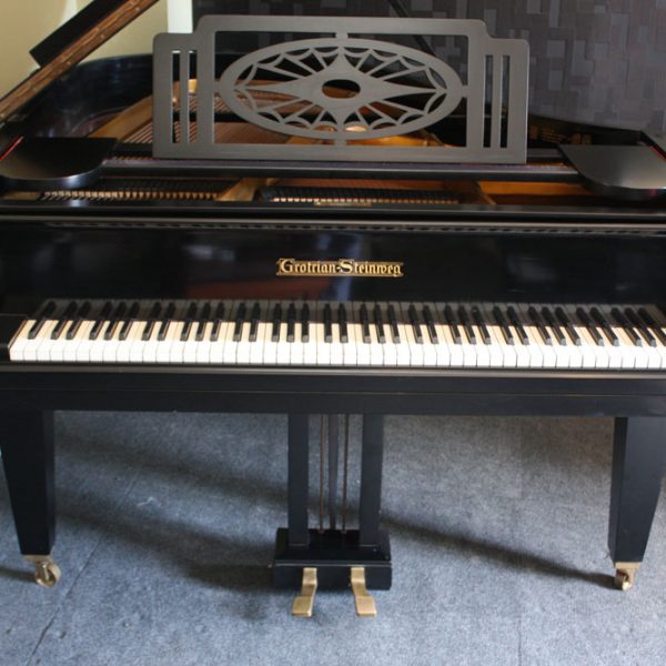 Grotrian Steinweg