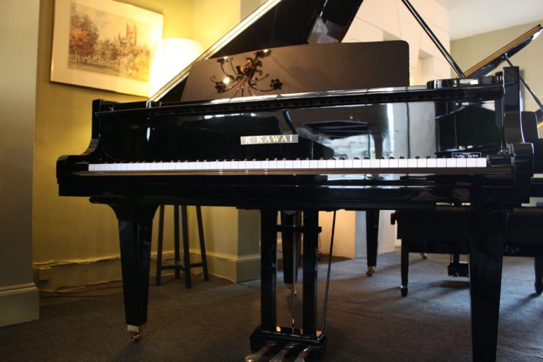 Kawai GM10 Grand Piano