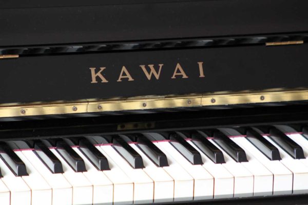 Kawai K20 Upright Piano