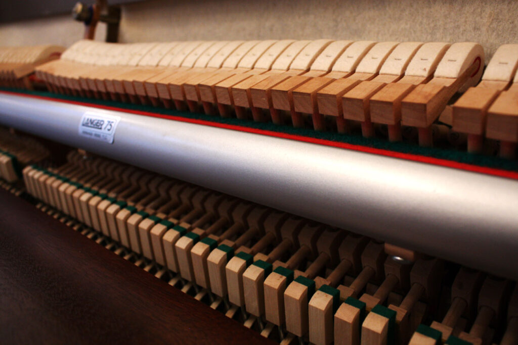 Welmar Regency Upright Piano
