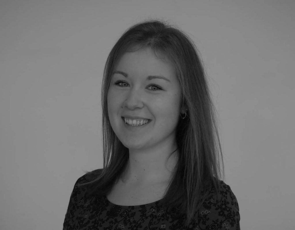 Anna Glover
