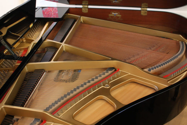 Kawai GM2 Grand Piano