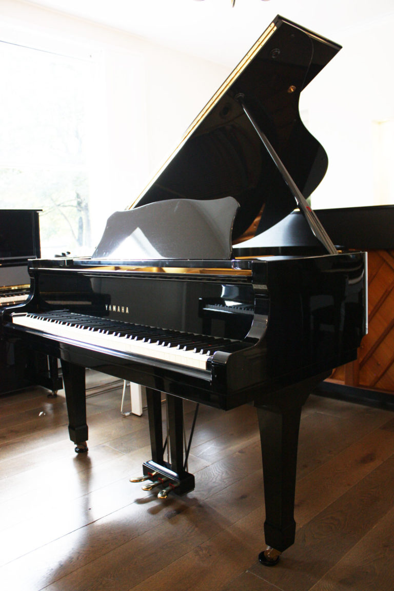 Yamaha C3 Grand Piano