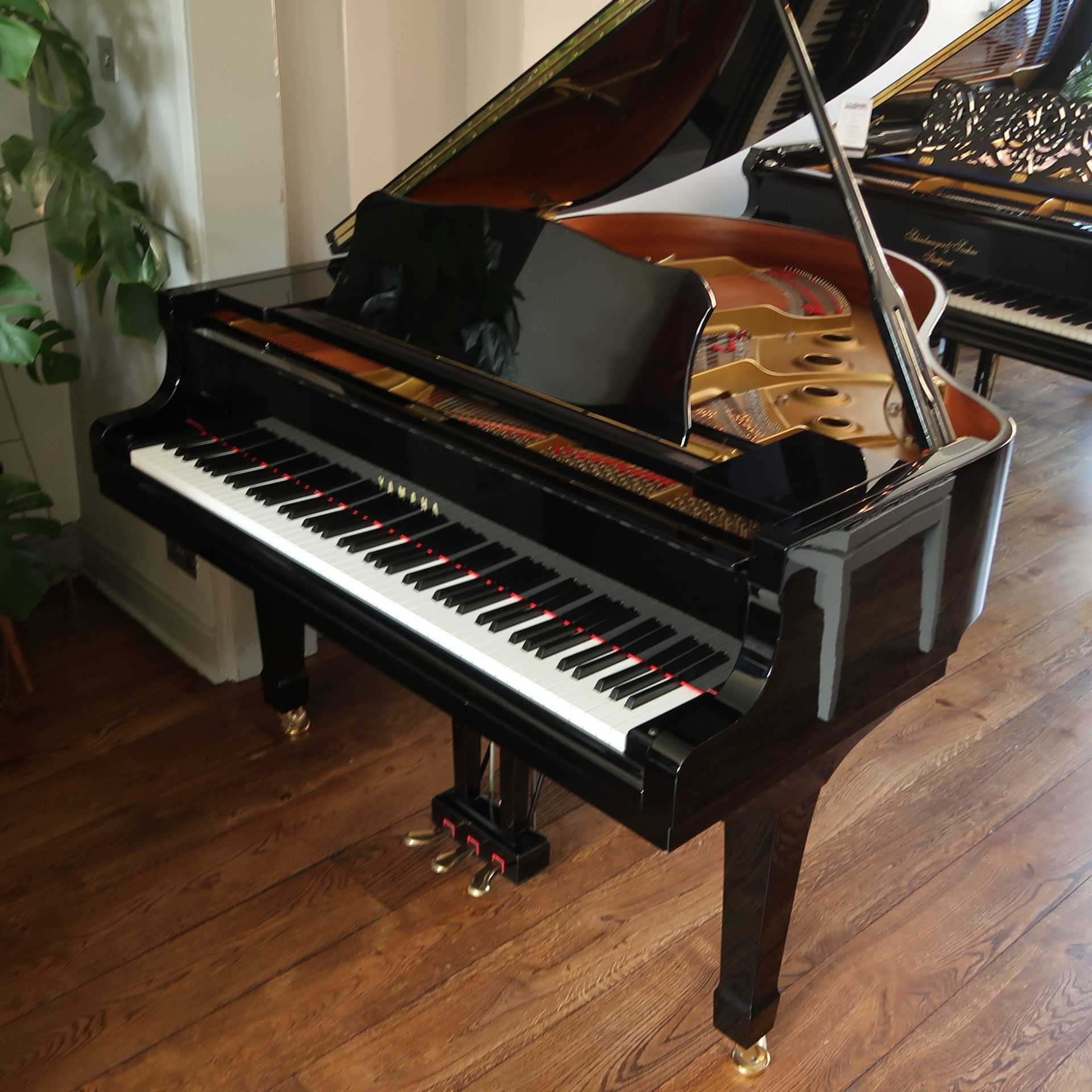 1992 Yamaha G1 Gloss Black Grand Piano