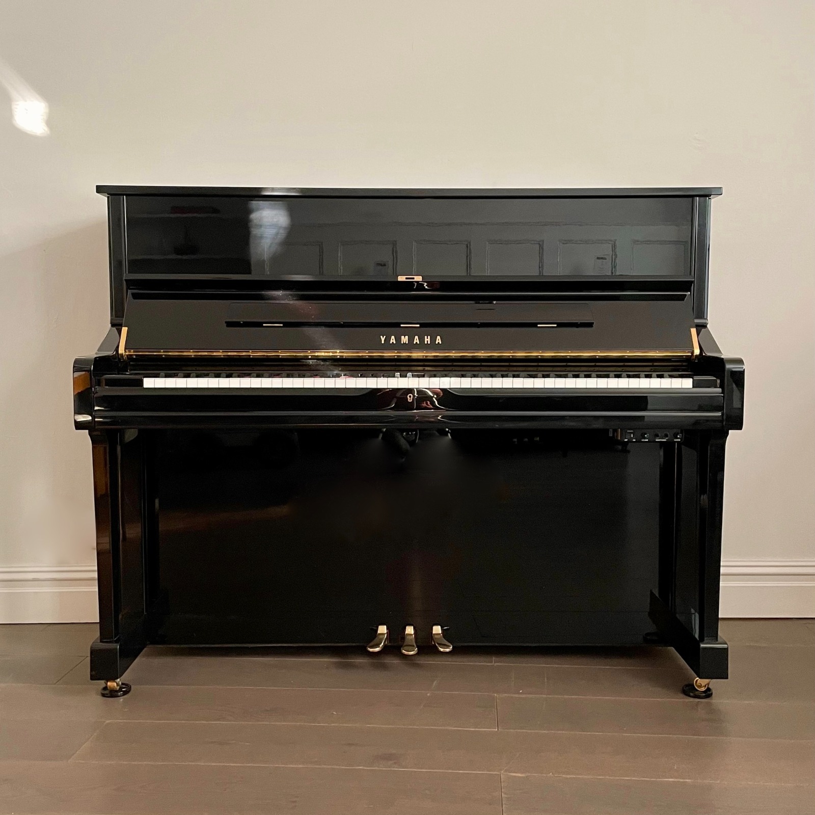 Yamaha U1 Upright Piano